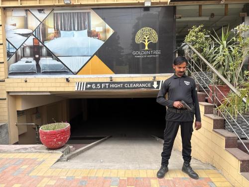 Hotel Golden Tree - main image