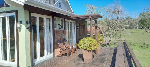 Refúgio no Campo! Sítio aconchegante em Gramado! (Refugio no Campo! Sitio aconchegante em Gramado!) in สวนฟอนเตส