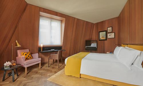 room detail thumbnail 0