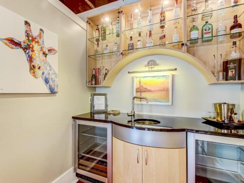 Broughton Corner Loft - image 9