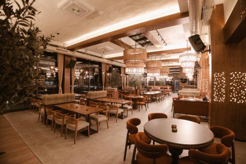 Restoran, Tradicija Hotel in Banja Luka
