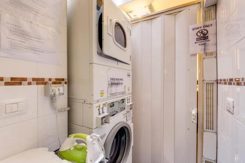 Aurelia Vatican Apartments - image 14