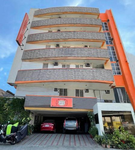 Stone House Hotel Pasay, Manila