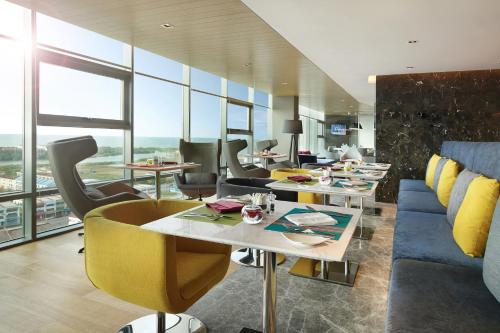 Habitación doble, ejecutiva, acceso al salón