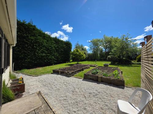 Saddleview Cottage-Horse and Trailer friendly in Mosgiel