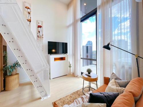 Convenient Loft Modern Stay Central Box Hill – khách sạn tại Đồi Box