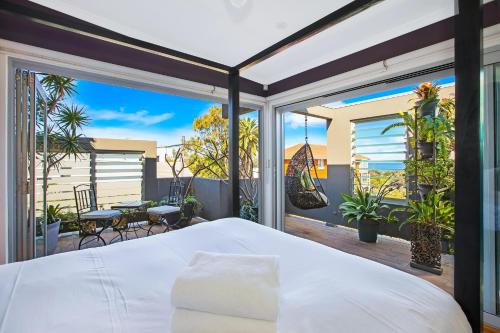 Clovelly Beach Escape - Walk to Beach - AC and Parking included - image 4