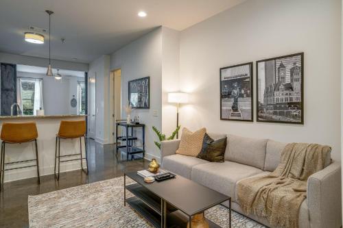 LOFTS AT 30TH - MODERN ESCAPE - MINS TO BROADWAY in Nashville, USA