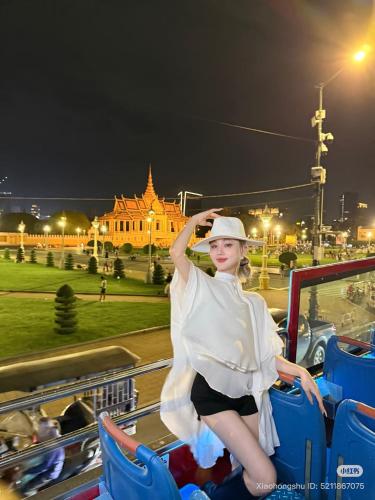 Big Bus Angkor in Stueng Saen