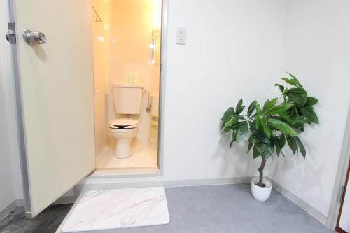 room detail thumbnail 2