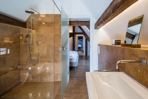 Loblocher Hof - image 3