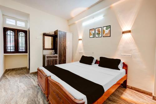 Super Hotel O Chennai Central Railway Station Formerly Annakilly Tower Guest House