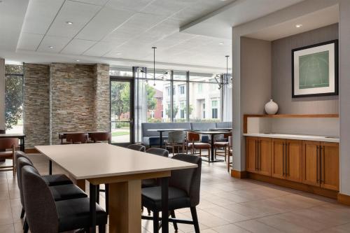 Hyatt Place Bloomington Indiana - 레스토랑