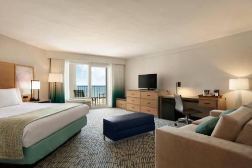 Surfbreak Oceanfront Hotel Ascend Hotel Collection - image 2