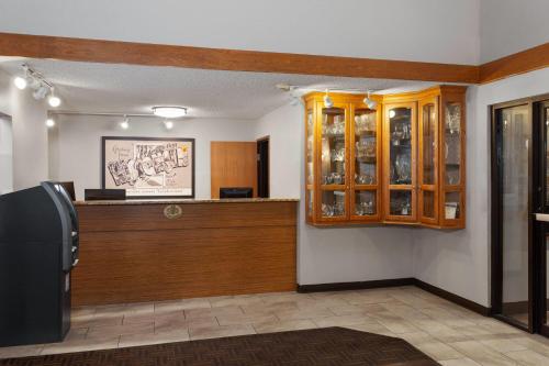 Super 8 by Wyndham Green Bay Near Stadium in Green Bay, USA