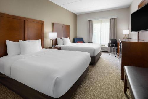 Comfort Inn Grove City - image 9