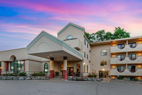 luxury hotels in Wisconsin Dells