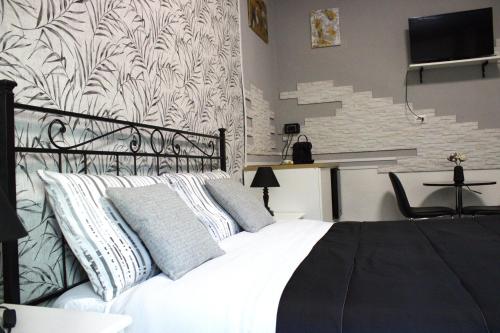 Chloe's Rooms