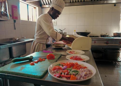 Nile Bridge Cottages – Jinja
