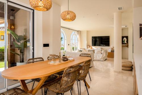 Exclusive house in Finestrat in Golf Bahia