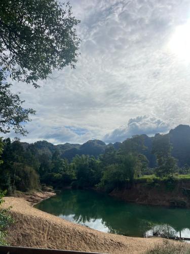 Phonyeng Guest house in كون خام