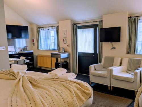T's Bed And Breakfast – Corsham
