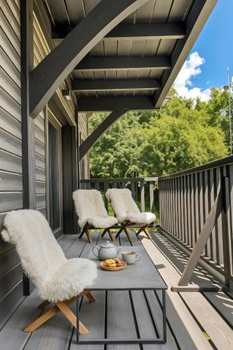 . FRGK "SKI Auron 4 BDR View, Terrace, Wifi HIGH SPEED"