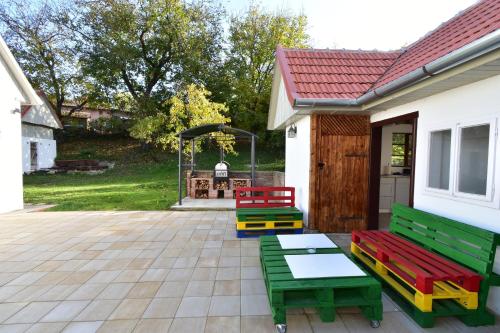 Kert, Green Escape-Entire House in Moldovenesti