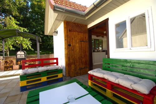 Kert, Green Escape-Entire House in Moldovenesti