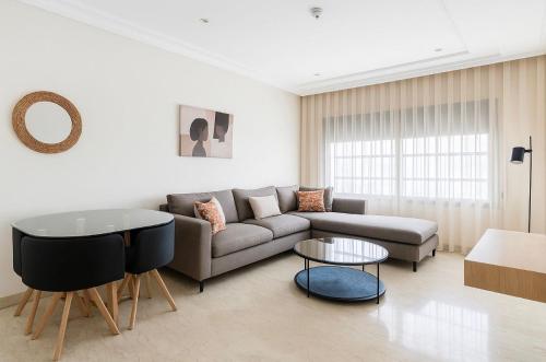 Cosy Aparts, 2BR, downtown, near tramway, Casablanca