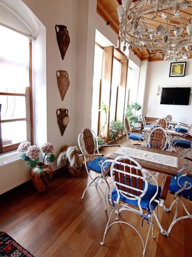 Hotel Des Etrangers - Special Category - image 6