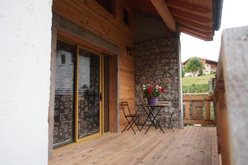 Erkély/terasz, Chez Julie in Thollon-les-Memises
