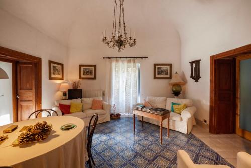 Casa Migliaca in Pettineo