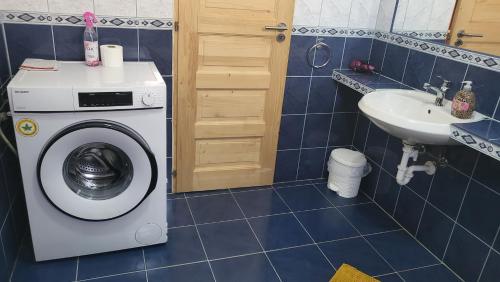 Liget Nyaralóház és Apartman Liget - image 12