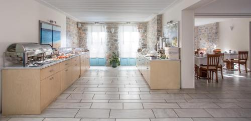 Restorāns, Thirides Beach Resort in Mavrovouni (Gytheio)