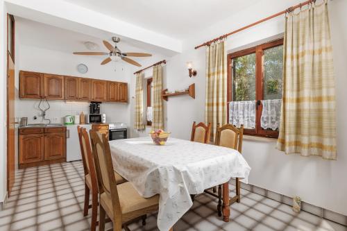 Apartments Martina 4