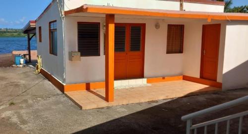 Maison Exurville in Le Robert