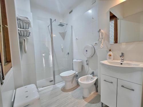 Well-appointed bathrooms