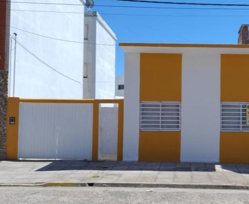 Large apartment, house type, equipped for 4 people