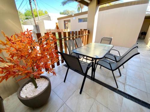 Modern Van Riebeeck Park Accomodation in Van Riebeeck Park