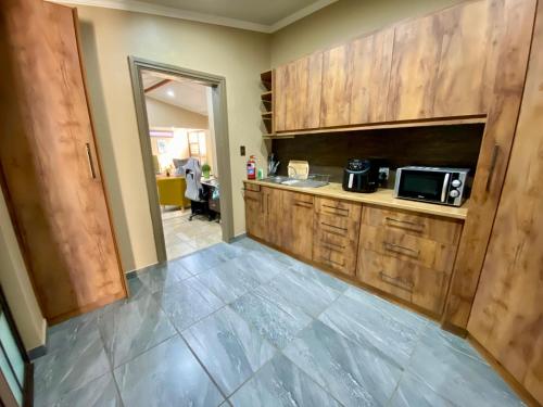 Modern Van Riebeeck Park Accomodation in Van Riebeeck Park