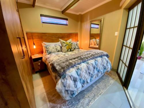 Modern Van Riebeeck Park Accomodation in Van Riebeeck Park