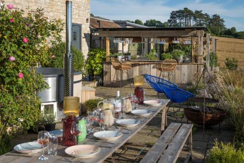 Family Gem in Bath, sleeps 18, stunning view – khách sạn tại Southdown