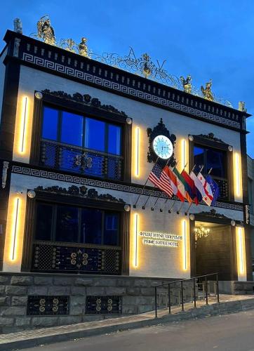 room detail thumbnail 0