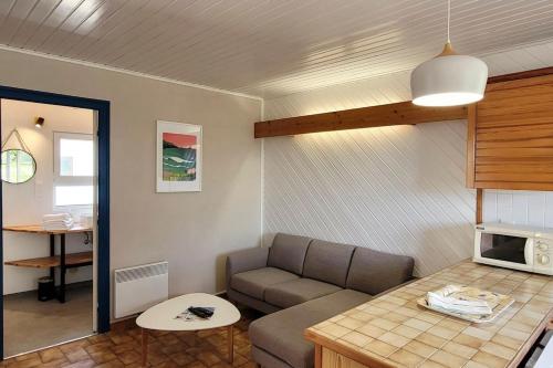 Tipoz'Immo - Brise Marine 2 acces direct plage - vue mer du jardin - spot de surf - wifi inclus - li in Plogastel-Saint-Germain