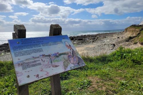 Tuvākā izklaides vieta, Tipoz'Immo - Brise Marine 2 acces direct plage - vue mer du jardin - spot de surf - wifi inclus - li in Plogastel-Saint-Germain