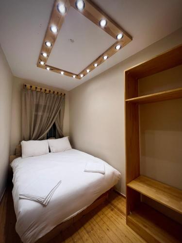 Wooden Villa - image 2