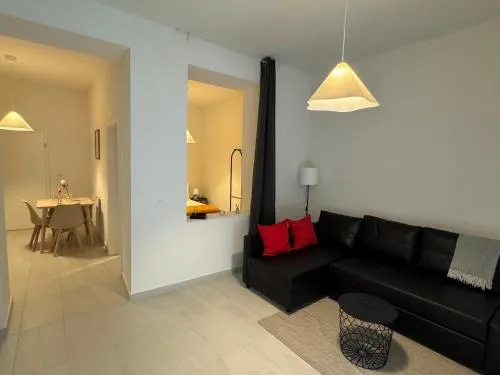 BaselStad Bright Studio Public Transport Included 10 min Tram to Messe & City Center in Basel, Schweiz