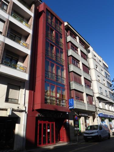 Exterior view, Hotel Ruta de la Plata de Asturias in Pola de Lena