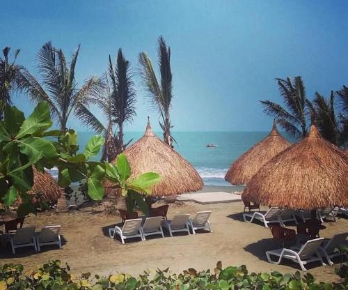 Hermosa casa en Karibana Ctg in Punta de Canoa